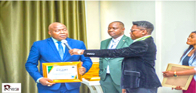 Diplôme d'Honneur décerné au CDI BWAMANDA par la Fondation EUCALYPTUS